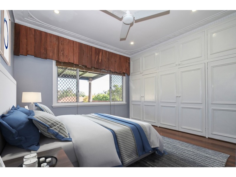 6 Amherst Road, Swan View WA 6056