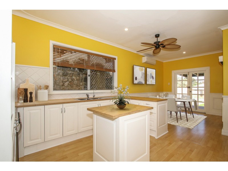 6 Amherst Road, Swan View WA 6056