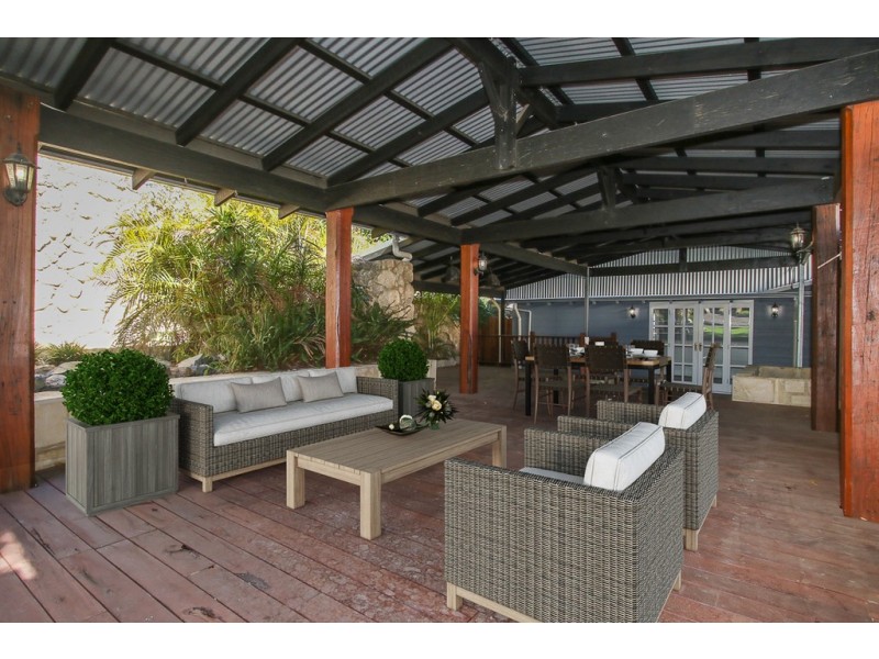 6 Amherst Road, Swan View WA 6056