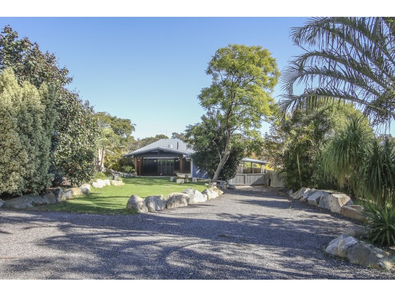 6 Amherst Road, Swan View WA 6056