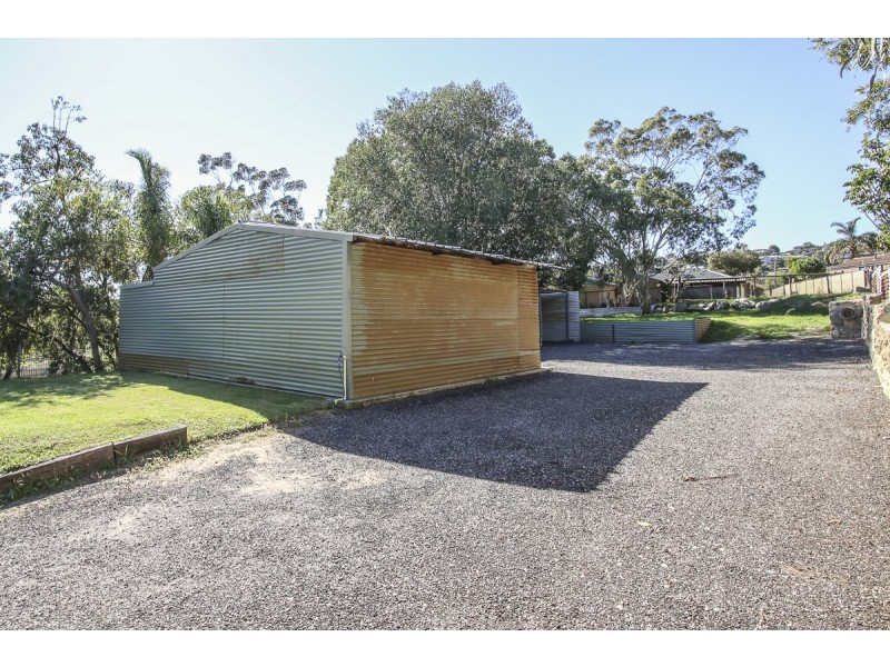 6 Amherst Road, Swan View WA 6056