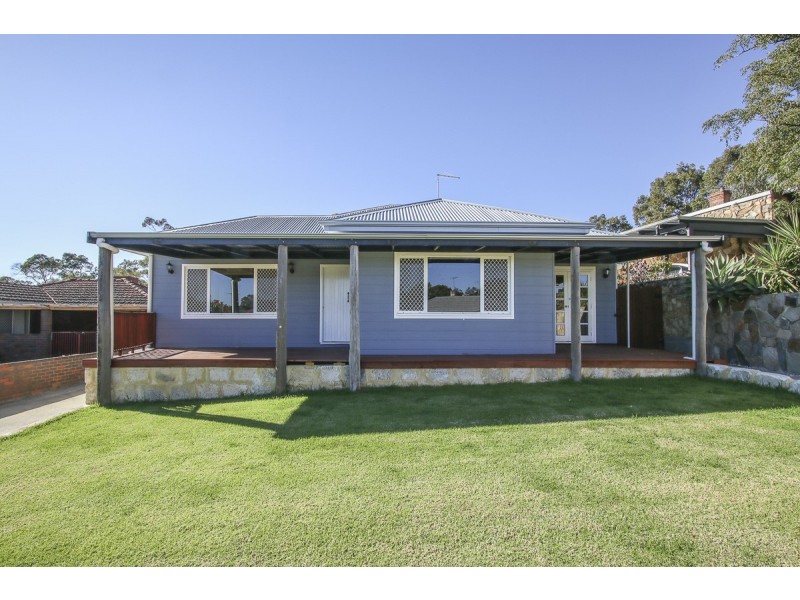 6 Amherst Road, Swan View WA 6056