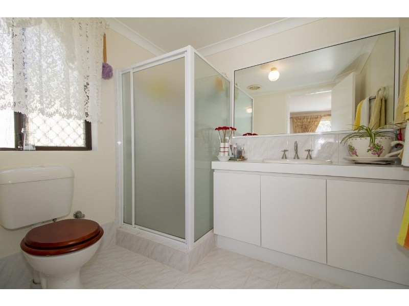 10 Summit Grove, Swan View WA 6056