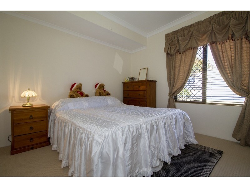 10 Summit Grove, Swan View WA 6056