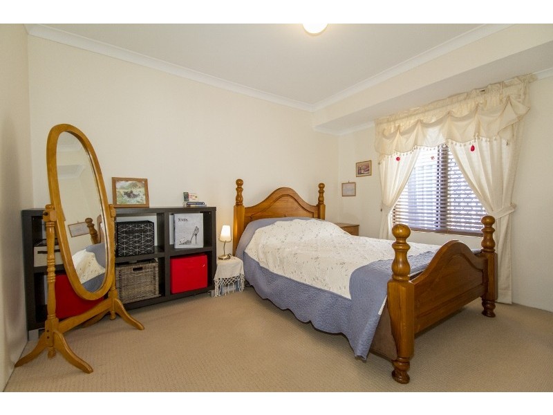 10 Summit Grove, Swan View WA 6056