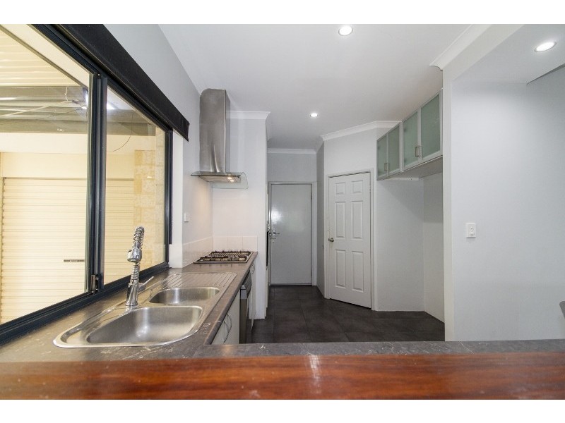 20 Camellia Loop, Forrestfield WA 6058