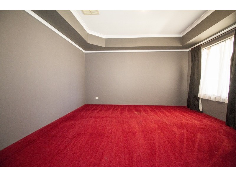 20 Camellia Loop, Forrestfield WA 6058