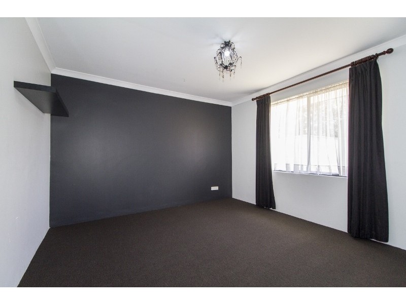 20 Camellia Loop, Forrestfield WA 6058