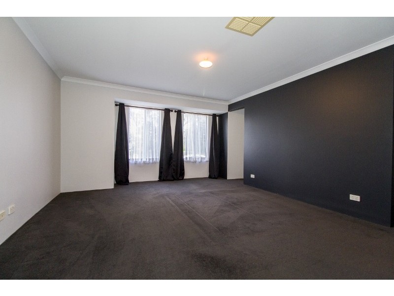 20 Camellia Loop, Forrestfield WA 6058