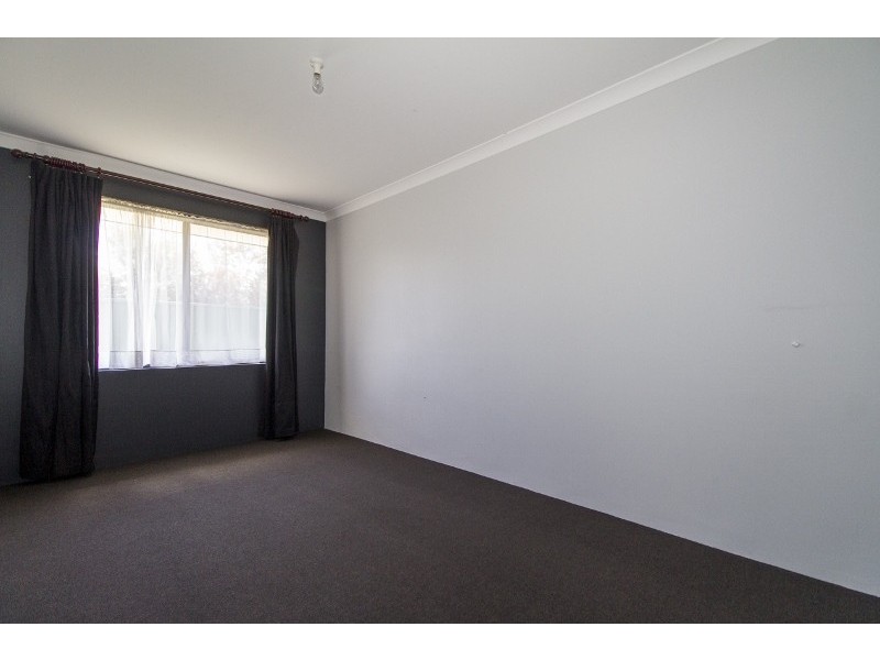 20 Camellia Loop, Forrestfield WA 6058