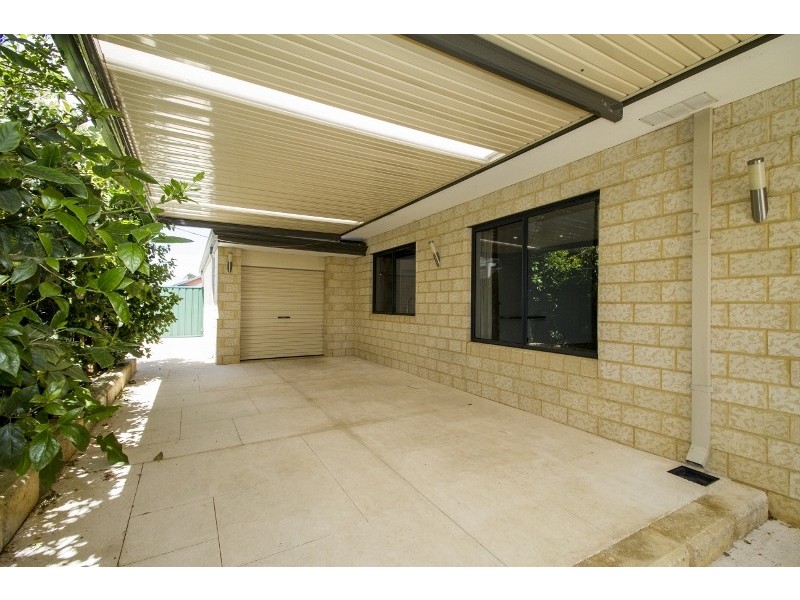 20 Camellia Loop, Forrestfield WA 6058