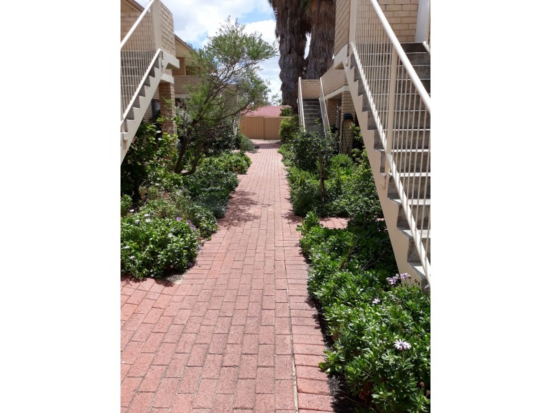 10/10-12 Byers Road, Midland WA 6056