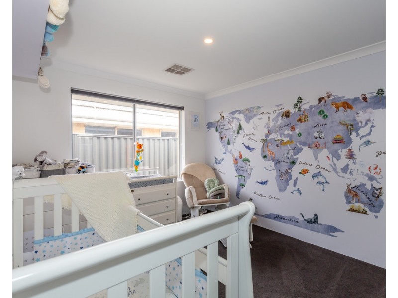 37 Semerwater Crescent, Aveley WA 6069