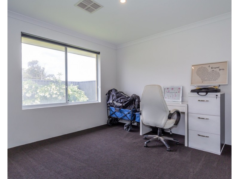 37 Semerwater Crescent, Aveley WA 6069