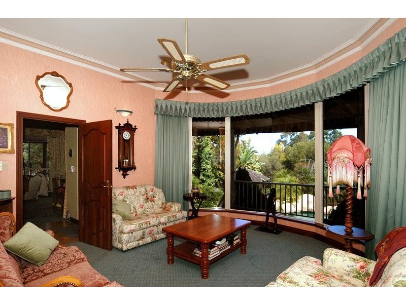 480 Flora Rd, Hovea WA 6071