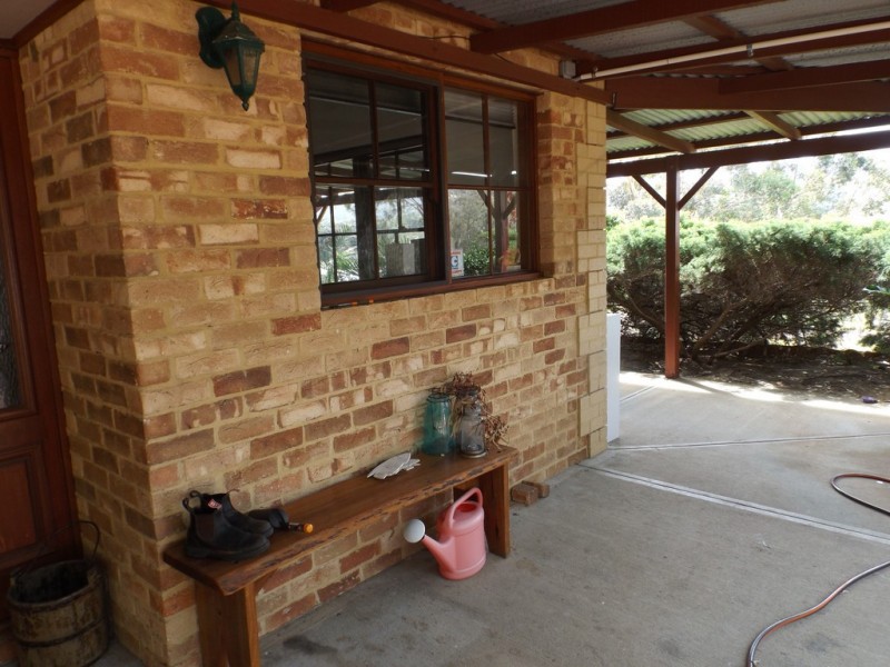 1360 Viveash Road, Swan View WA 6056