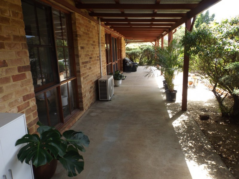 1360 Viveash Road, Swan View WA 6056