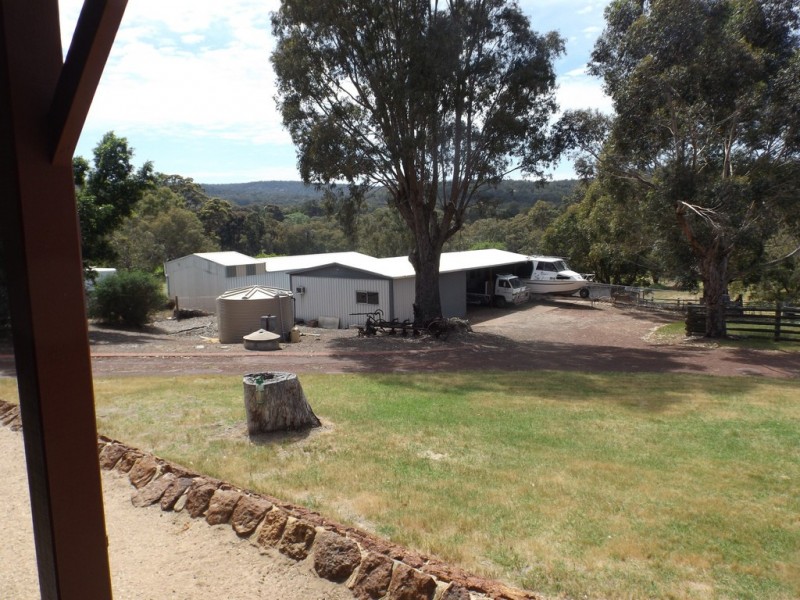1360 Viveash Road, Swan View WA 6056