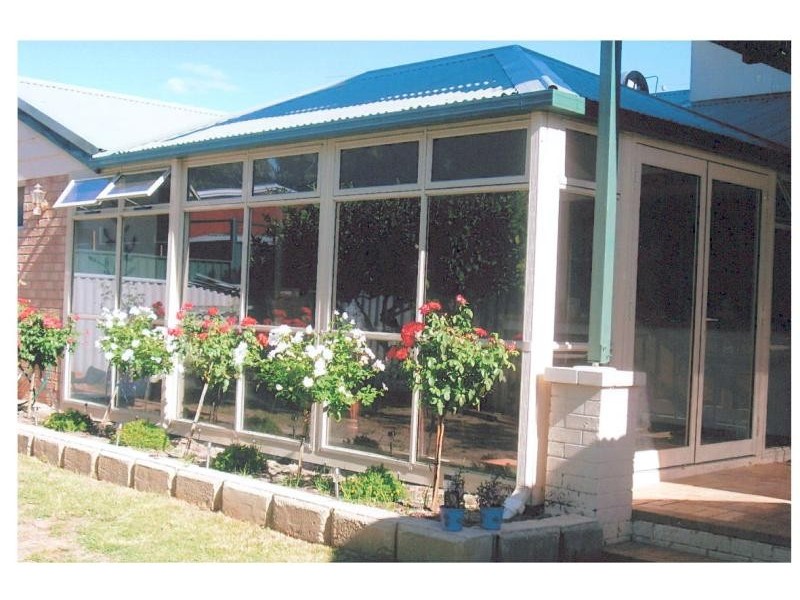 101 Salisbury Rd, Swan View WA 6056