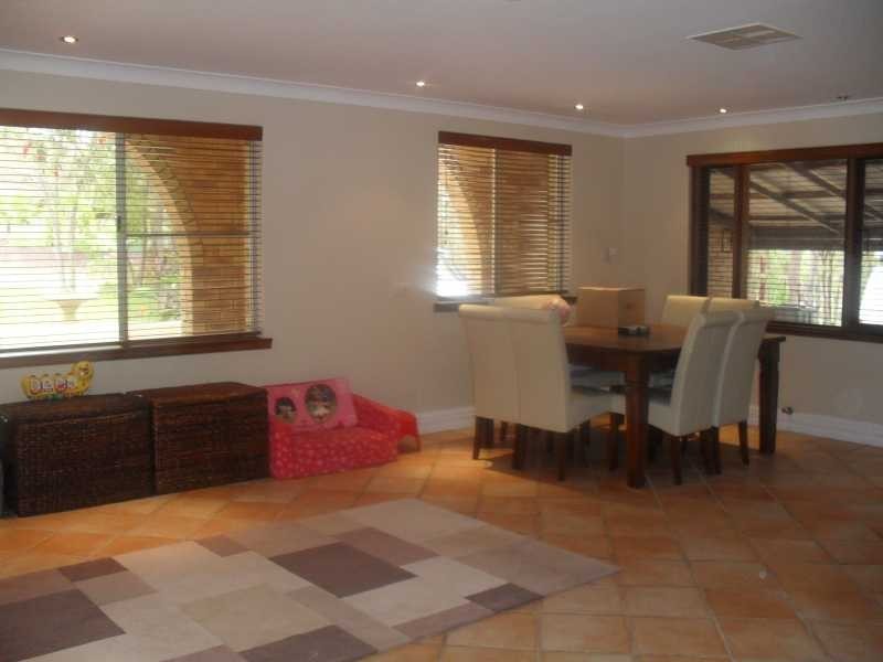 21 Swan Rd, Mahogany Creek WA 6072