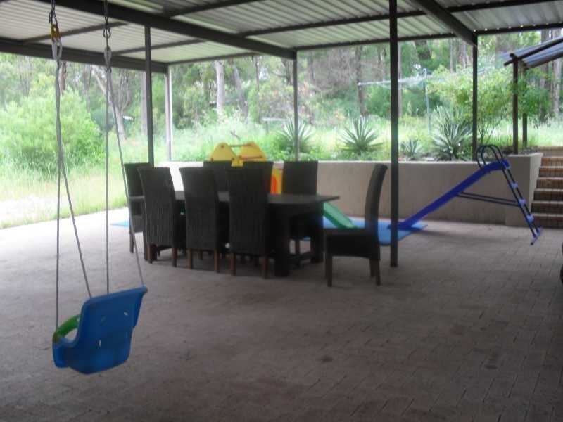 21 Swan Rd, Mahogany Creek WA 6072