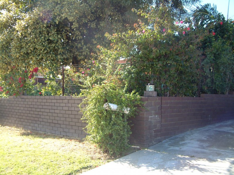 6 Talbot Rd, Swan View WA 6056