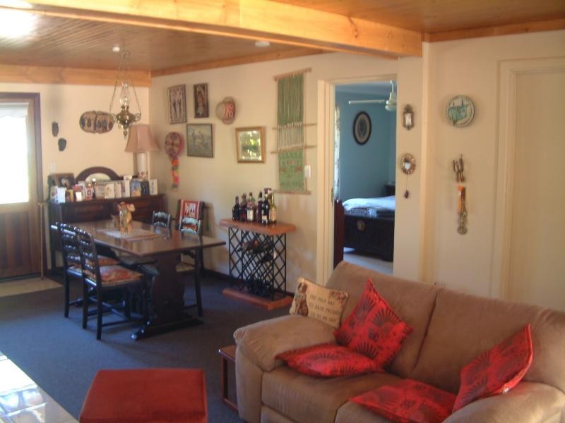 285 Vernon Ave, Mundaring WA 6073