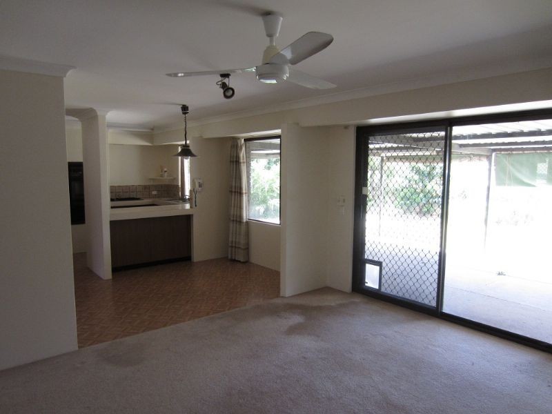 43 Amherst Rd, Swan View WA 6056