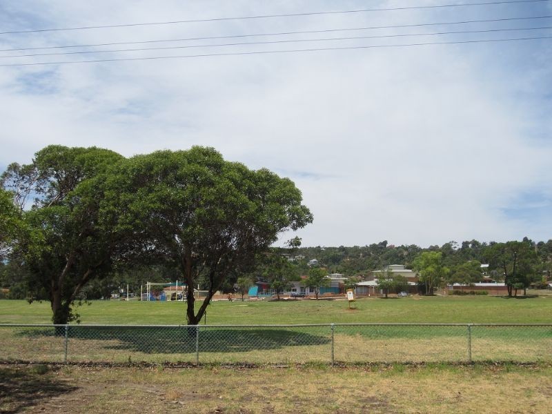 43 Amherst Rd, Swan View WA 6056