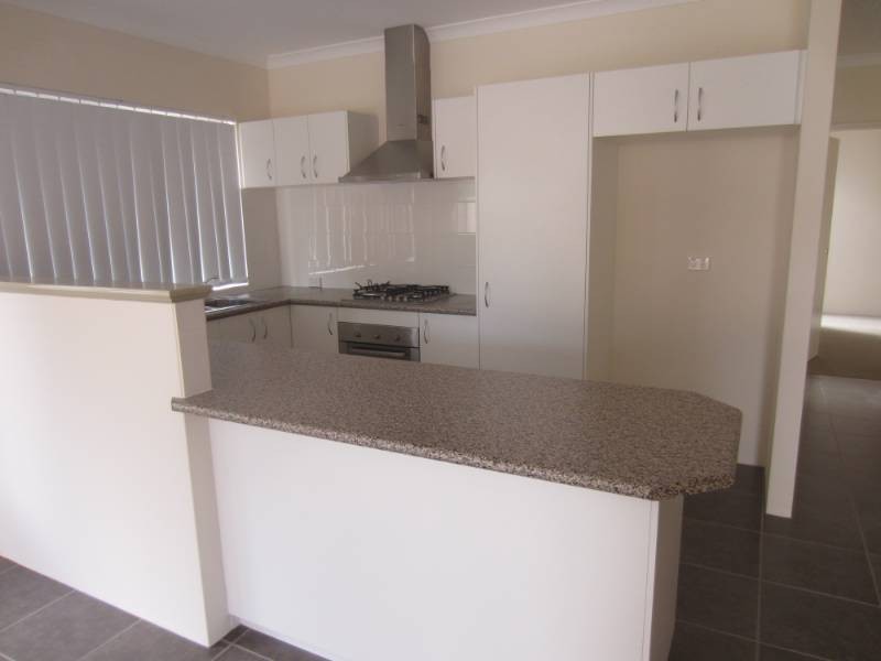 (2-3and4) 25 Morrison Rd, Woodbridge WA 6056
