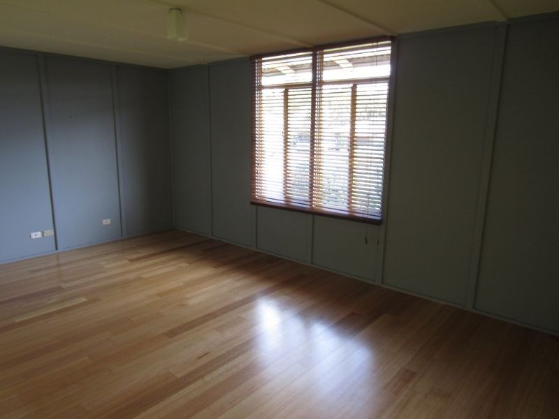 7 Bucknell Pl, Swan View WA 6056