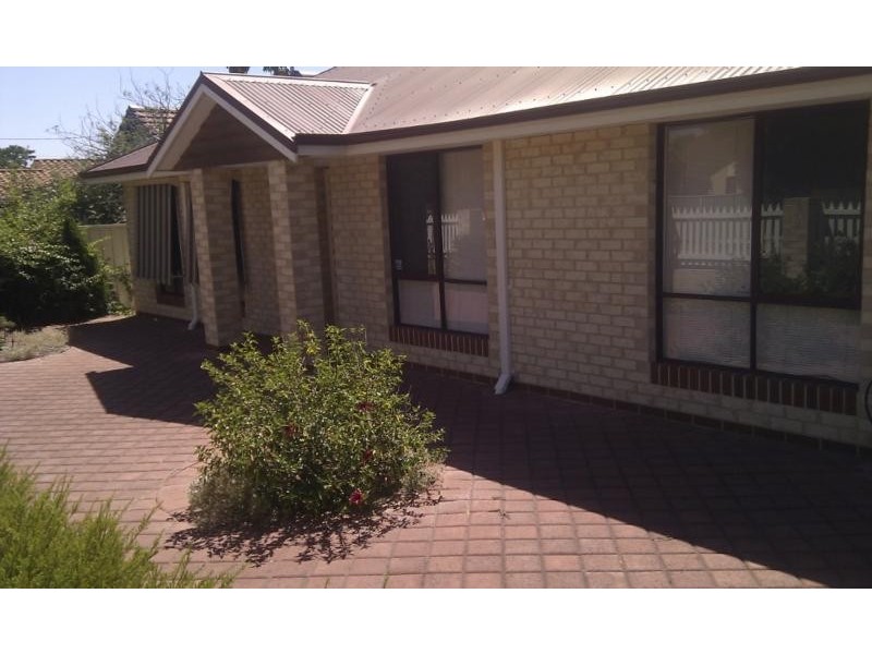 28A Wellaton St, Midvale WA 6056