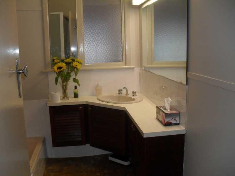 93 Old York Rd, Greenmount WA 6056