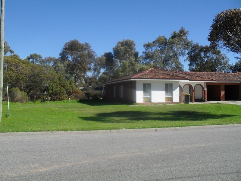 3a and 3b Harold Street, Bellevue WA 6056