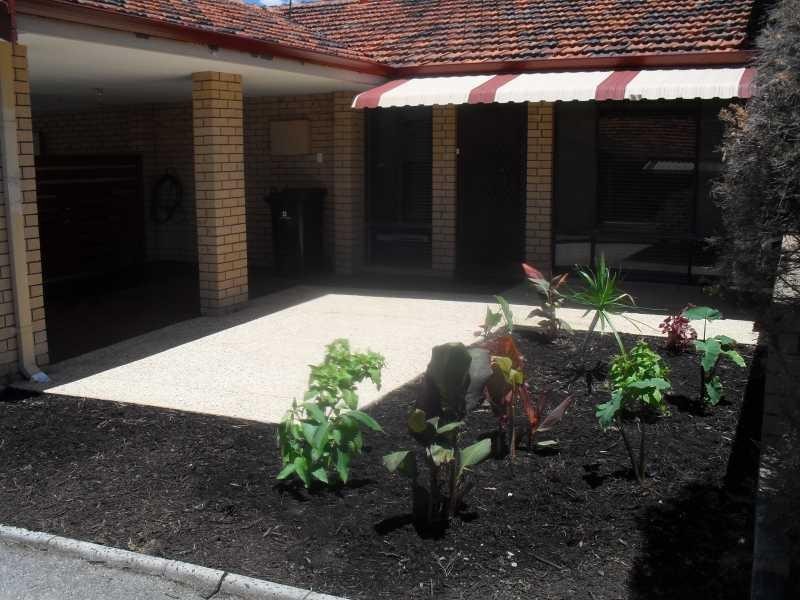 Unit 4/215 Royal Street, Yokine WA 6060