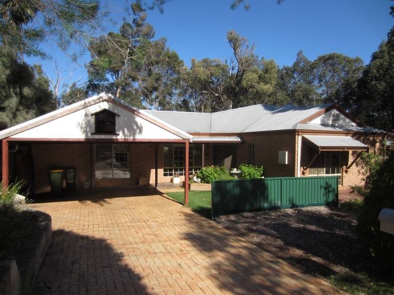 13 Campbell Way, Parkerville WA 6081