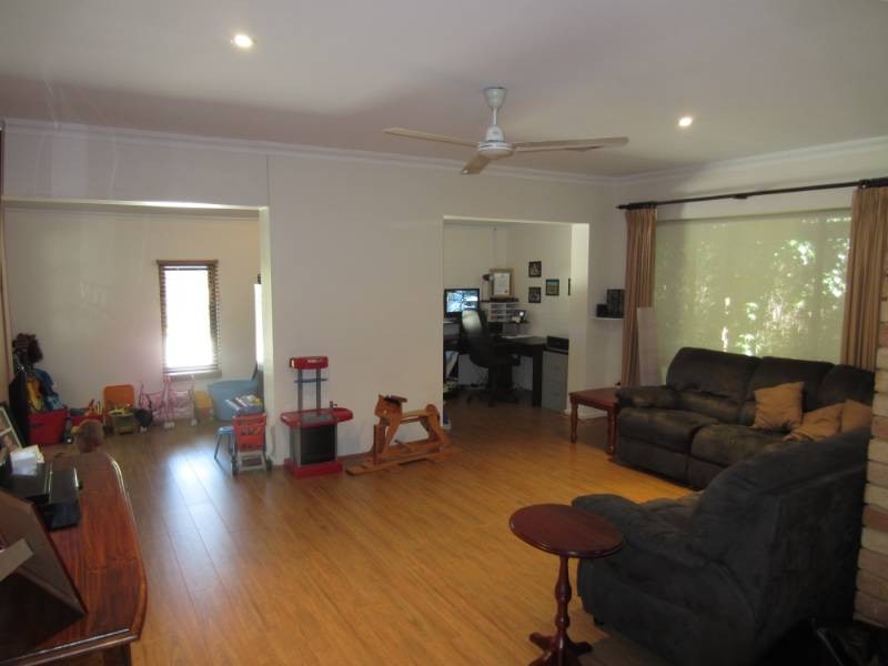 13 Campbell Way, Parkerville WA 6081