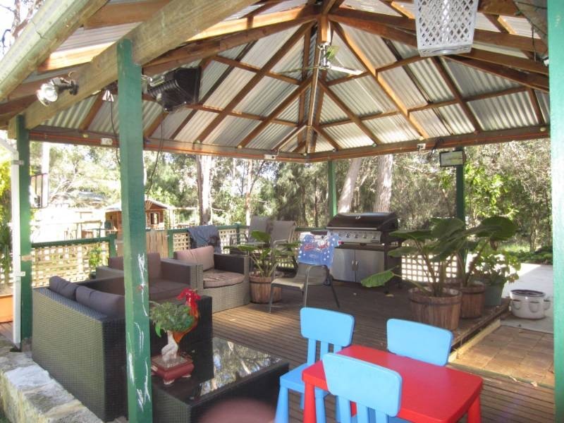 13 Campbell Way, Parkerville WA 6081