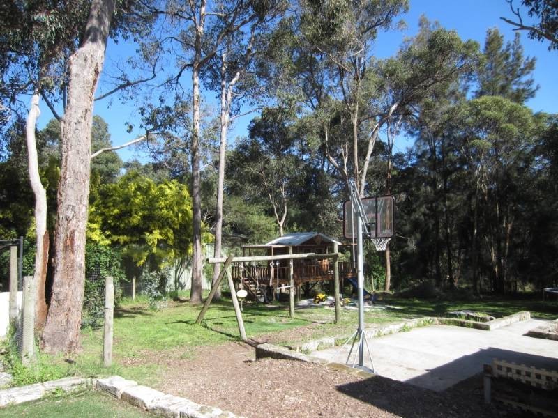 13 Campbell Way, Parkerville WA 6081