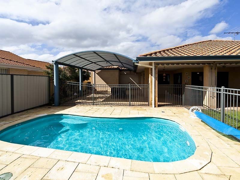 39 Cupello Drive, Swan View WA 6056