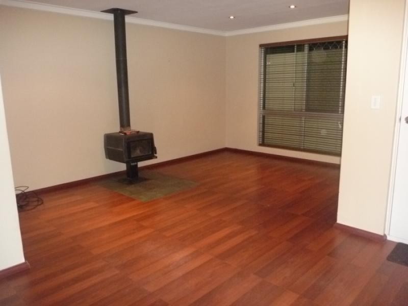 51 Blackadder Rd, Swan View WA 6056