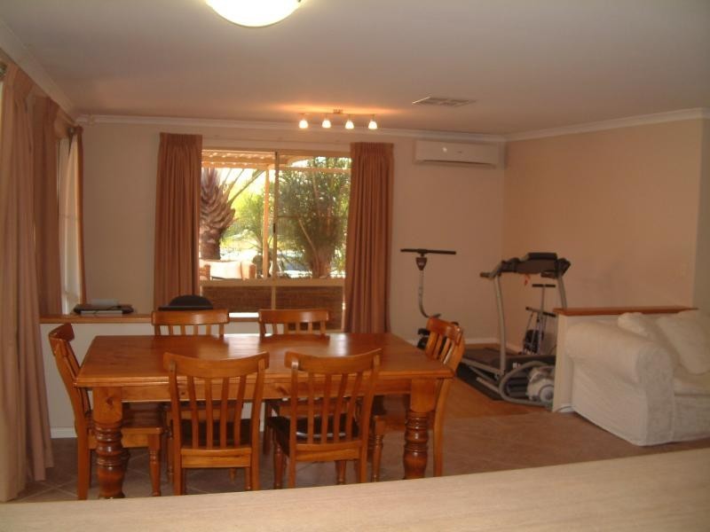 26 Hamlet Pass, Jane Brook WA 6056