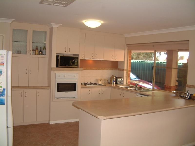 26 Hamlet Pass, Jane Brook WA 6056