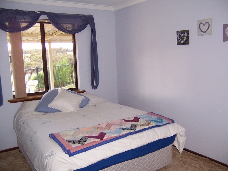 44 Koojedda Road, Bakers Hill WA 6562