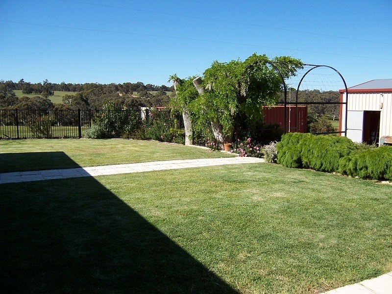 44 Koojedda Road, Bakers Hill WA 6562