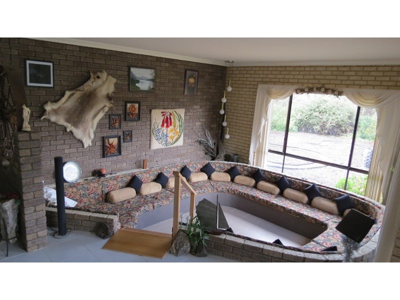 41 Hargraves Cres, Gidgegannup WA 6083