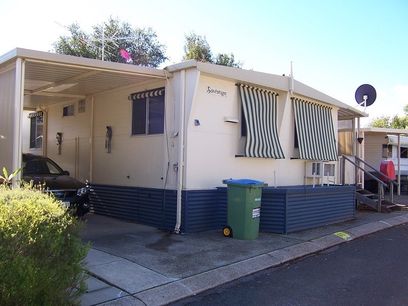 61/91 Benara Road, Caversham WA 6055