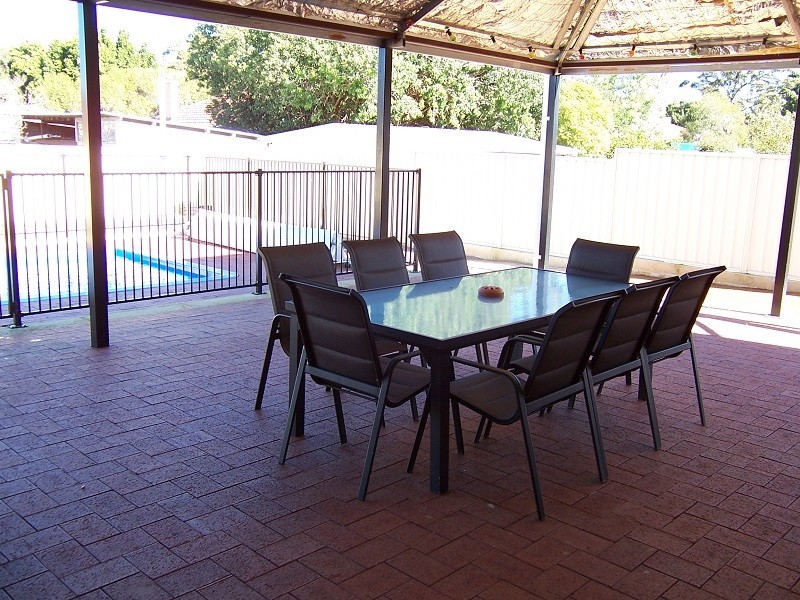 7 McNess Road, Kalamunda WA 6076