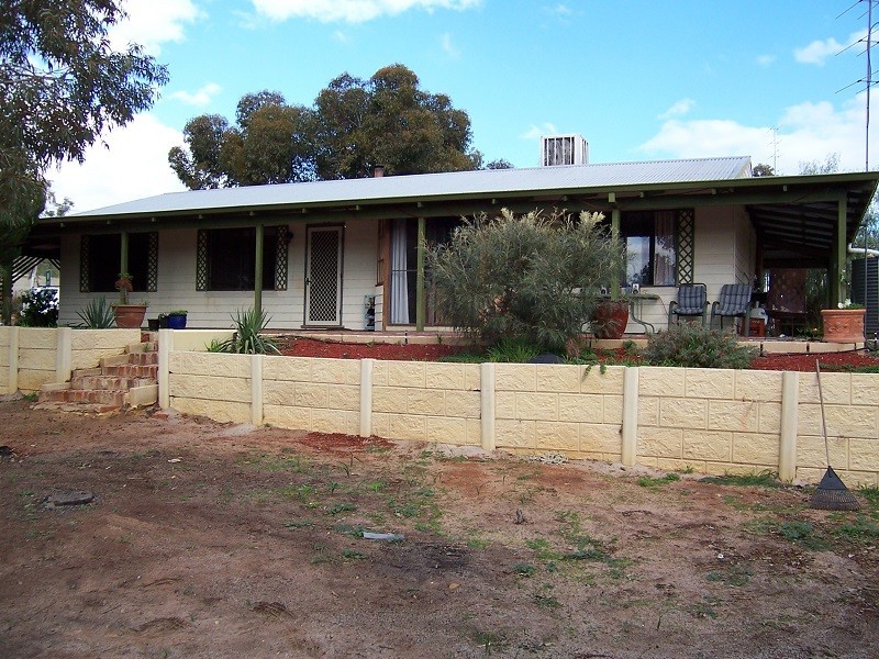 49 Northam York Road, York WA 6302