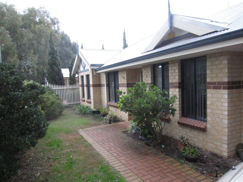 8-32 Holmesdale Rd, Woodbridge WA 6056